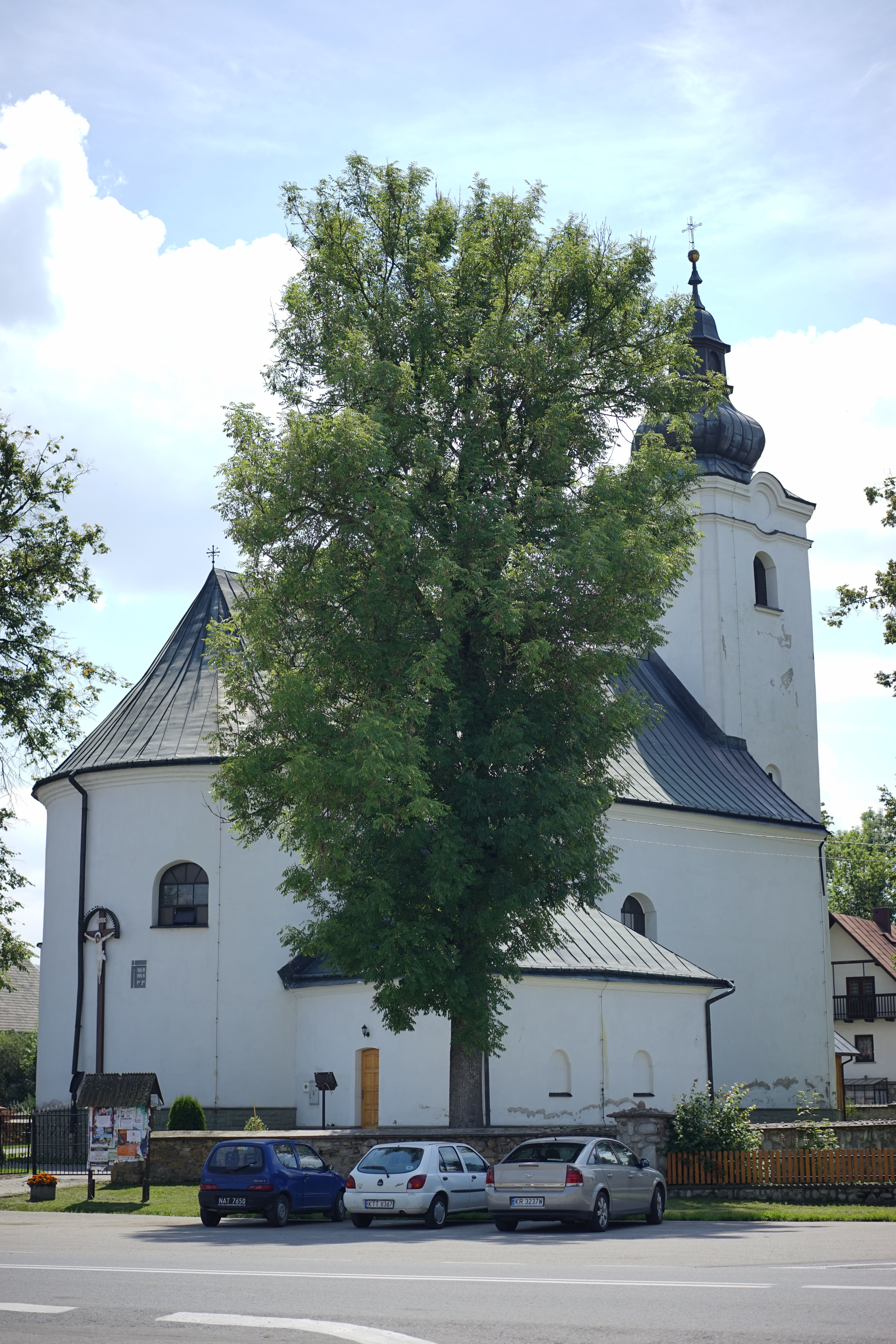Parafia św. Katarzyny w Nowej Białej